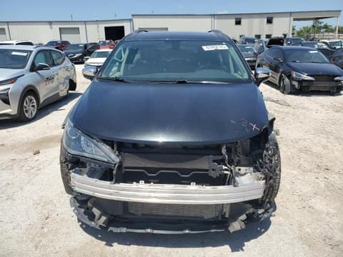 2018 Chrysler Pacifica, VIN 2C4RC1GG3JR257149. Фото 5 з 6 з аукціону Copart. Каталог авто зі США OpenDataCar.