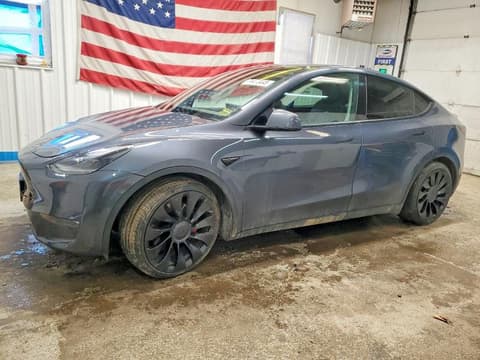 2022 Tesla Model Y, VIN 7SAYGDEF3NF446593. Фото 1 з 6 з аукціону Copart. Каталог авто зі США OpenDataCar.