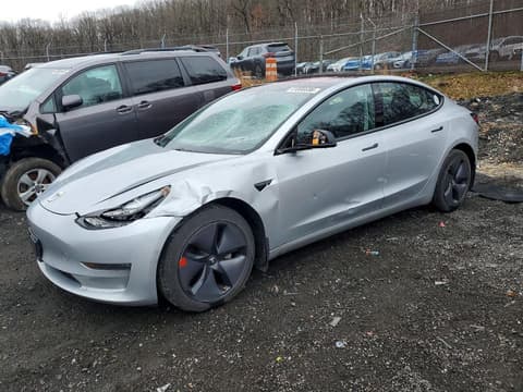 2018 Tesla Model 3, VIN 5YJ3E1EB0JF114582. Фото 1 з 6 з аукціону Copart. Каталог авто зі США OpenDataCar.