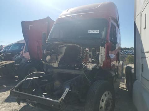 2015 Freightliner Cascadia 1, VIN 3AKJGLD56FSGB3332. Фото 2 з 6 з аукціону Copart. Каталог авто зі США OpenDataCar.