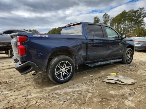 2022 Chevrolet Silverado, VIN 1GCPDBEKXNZ574410. Zdjęcie 3 z 6 z aukcji Copart. Katalog aut z USA OpenDataCar.