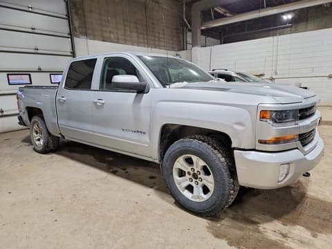 2017 Chevrolet Silverado, VIN 3GCUKREC7HG509951. Фото 4 з 6 з аукціону Copart. Каталог авто зі США OpenDataCar.