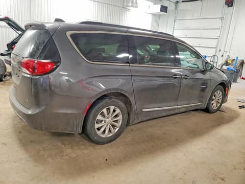 2017 Chrysler Pacifica, VIN 2C4RC1BG9HR517457. Фото 3 з 6 з аукціону Copart. Каталог авто зі США OpenDataCar.