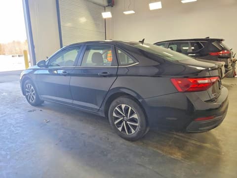 2024 Volkswagen Jetta, VIN 3VW5M7BU4RM023498. Фото 2 з 6 з аукціону Copart. Каталог авто зі США OpenDataCar.