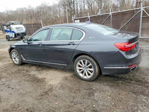 2017 Bmw 7 Series, VIN WBA7J2C38HG497845. Фото 2 з 6 з аукціону Copart. Каталог авто зі США OpenDataCar.