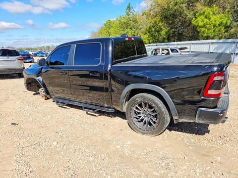 2019 Ram 1500, VIN 1C6SRFLT5KN573951. Фото 2 з 6 з аукціону Copart. Каталог авто зі США OpenDataCar.