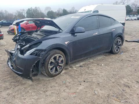 2024 Tesla Model Y, VIN 7SAYGAEE8RF050039. Фото 1 з 6 з аукціону Copart. Каталог авто зі США OpenDataCar.