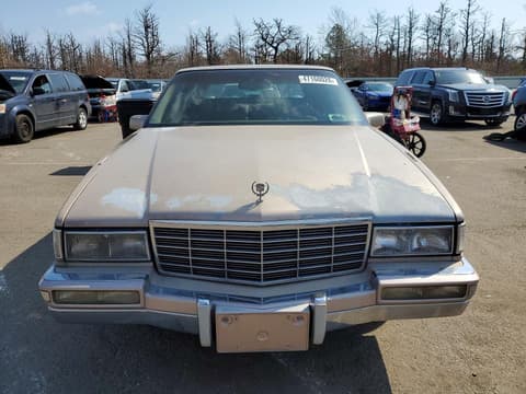 1991 Cadillac Fleetwood, VIN 1G6CB13B1M4263075. Фото 5 з 6 з аукціону Copart. Каталог авто зі США OpenDataCar.