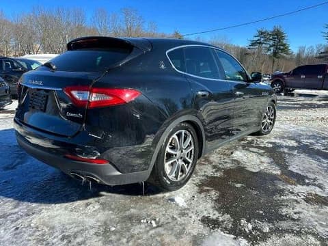 2018 Maserati Levante, VIN ZN661XUA2JX289537. Фото 3 з 6 з аукціону Copart. Каталог авто зі США OpenDataCar.