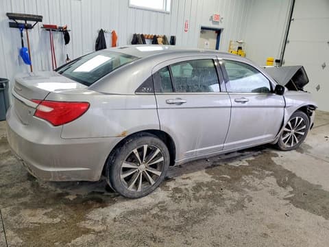 2013 Chrysler 200, VIN 1C3CCBBB1DN579995. Фото 3 з 6 з аукціону Copart. Каталог авто зі США OpenDataCar.