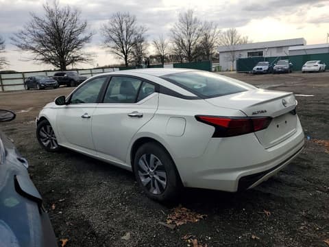 2023 Nissan Altima, VIN 1N4BL4BV8PN333730. Фото 2 из 6 с аукциона Copart. Каталог авто из США OpenDataCar.