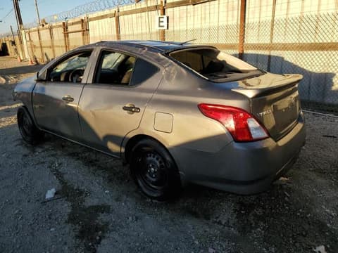 2016 Nissan Versa, VIN 3N1CN7AP6GL828573. Фото 2 з 6 з аукціону Copart. Каталог авто зі США OpenDataCar.