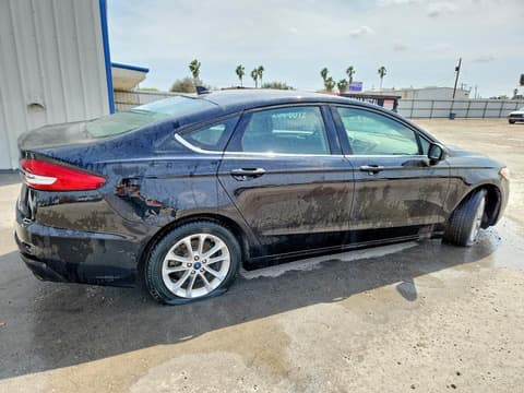 2020 Ford Fusion, VIN 3FA6P0HD9LR135601. Фото 3 из 6 с аукциона Copart. Каталог авто из США OpenDataCar.