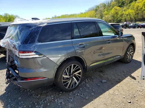 2025 Lincoln Aviator, VIN 5LM5J7XC4SGL11395. Фото 3 из 6 с аукциона Copart. Каталог авто из США OpenDataCar.