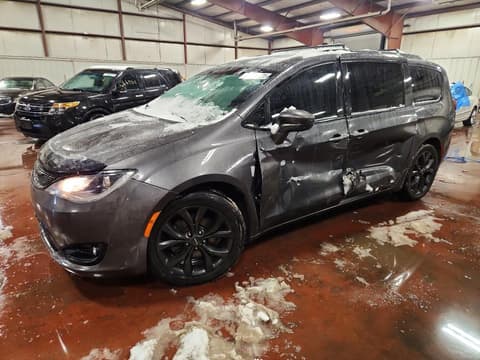 2018 Chrysler Pacifica, VIN 2C4RC1EG6JR333465. Фото 1 з 6 з аукціону Copart. Каталог авто зі США OpenDataCar.