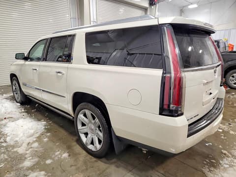 2015 Cadillac Escalade ESV, VIN 1GYS4JKJ2FR168830. Фото 2 з 6 з аукціону Copart. Каталог авто зі США OpenDataCar.