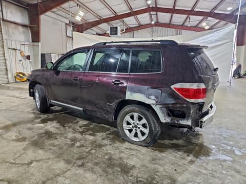 2013 Toyota Highlander, VIN 5TDBK3EH8DS199966. Фото 2 з 6 з аукціону Copart. Каталог авто зі США OpenDataCar.