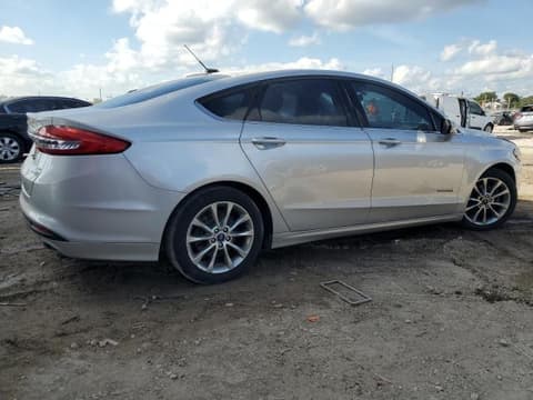 2017 Ford Fusion, VIN 3FA6P0LU3HR141571. Фото 3 з 6 з аукціону Copart. Каталог авто зі США OpenDataCar.