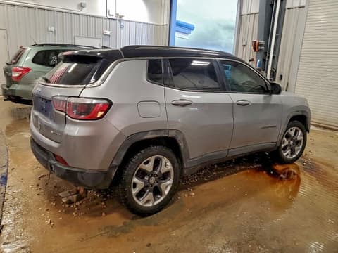 2019 Jeep Compass, VIN 3C4NJDCB0KT690829. Фото 3 з 6 з аукціону Copart. Каталог авто зі США OpenDataCar.