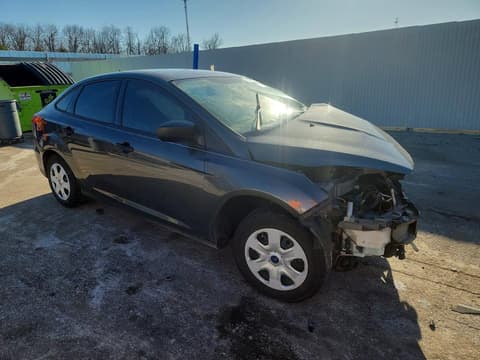 2018 Ford Focus, VIN 1FADP3E21JL303318. Фото 4 з 6 з аукціону Copart. Каталог авто зі США OpenDataCar.