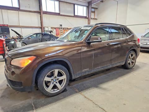 2014 Bmw X1, VIN WBAVL1C52EVR95138. Фото 1 з 6 з аукціону Copart. Каталог авто зі США OpenDataCar.