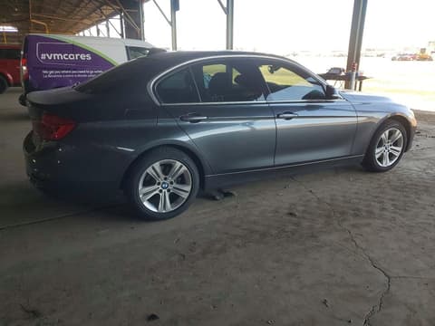 2017 Bmw 3 Series, VIN WBA8B9G58HNU49702. Фото 3 из 6 с аукциона Copart. Каталог авто из США OpenDataCar.