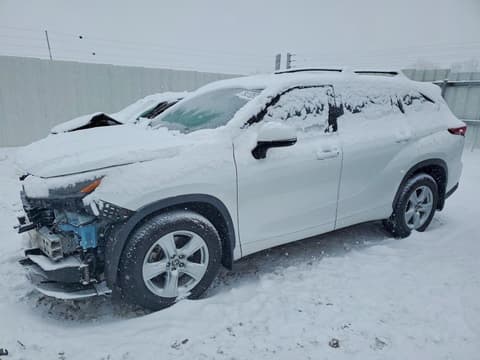 2022 Toyota Highlander, VIN 5TDCZRAH3NS539695. Фото 1 з 6 з аукціону Copart. Каталог авто зі США OpenDataCar.