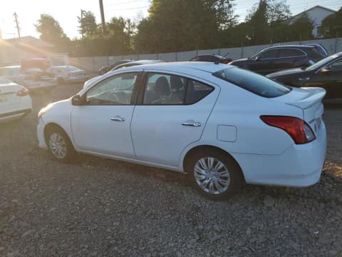 2017 Nissan Versa, VIN 3N1CN7AP6HL842037. Фото 2 з 6 з аукціону Copart. Каталог авто зі США OpenDataCar.