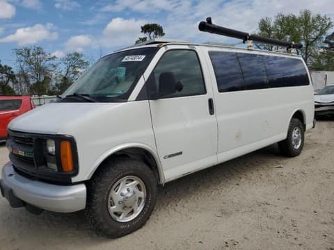 2002 Chevrolet Express 3500, VIN 1GCHG39R421236116. Zdjęcie 1 z 6 z aukcji Copart. Katalog aut z USA OpenDataCar.