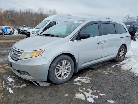 2013 Honda Odyssey, VIN 5FNRL5H65DB003262. Фото 1 из 6 с аукциона Copart. Каталог авто из США OpenDataCar.