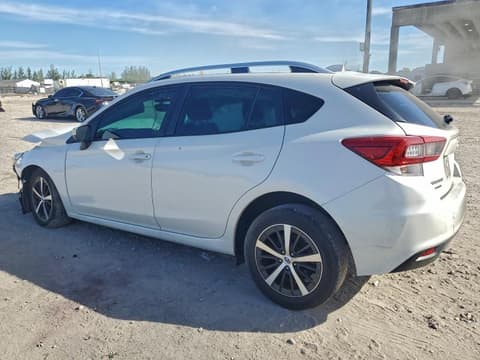 2021 Subaru Impreza, VIN 4S3GTAD60M3701376. Фото 2 з 6 з аукціону Copart. Каталог авто зі США OpenDataCar.