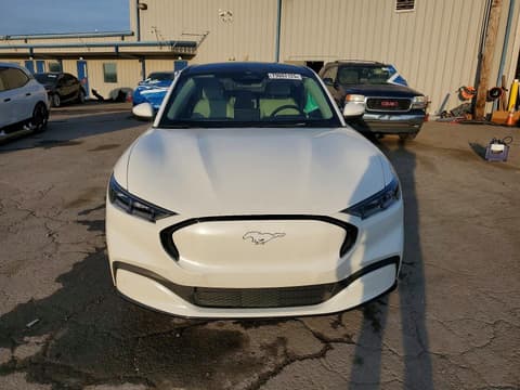 2022 Ford Mustang Mach-E, VIN 3FMTK3RM1NMA43230. Фото 5 з 6 з аукціону Copart. Каталог авто зі США OpenDataCar.