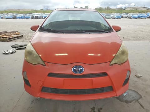 2012 Toyota Prius C, VIN JTDKDTB39C1003905. Фото 5 з 6 з аукціону Copart. Каталог авто зі США OpenDataCar.