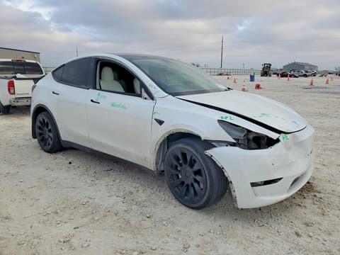 2023 Tesla Model Y, VIN 7SAYGDEE4PF630726. Фото 4 з 6 з аукціону Copart. Каталог авто зі США OpenDataCar.