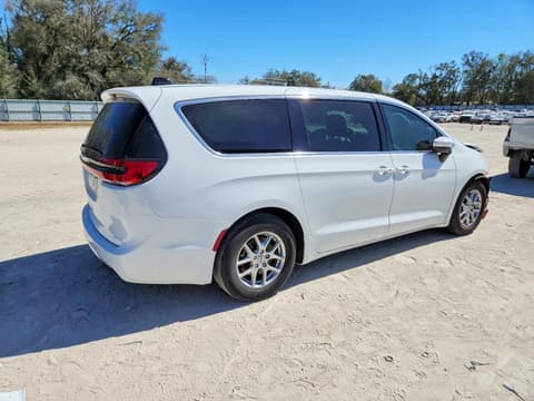 2023 Chrysler Pacifica, VIN 2C4RC1BG0PR505471. Фото 3 з 6 з аукціону Copart. Каталог авто зі США OpenDataCar.