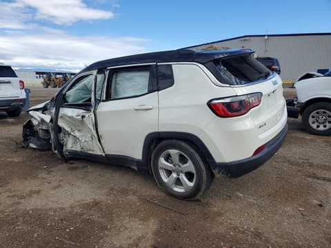 2018 Jeep Compass, VIN 3C4NJDBB0JT114271. Фото 2 з 6 з аукціону Copart. Каталог авто зі США OpenDataCar.