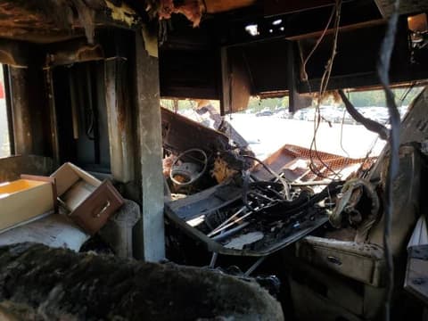 1996 Ford F-350, VIN 3FCMF53G6TJA06992. Zdjęcie 5 z 6 z aukcji Copart. Katalog aut z USA OpenDataCar.