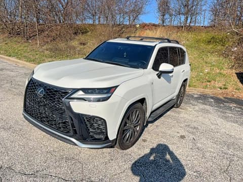 2022 Lexus LX 600, VIN JTJMB7CX2N4012550. Zdjęcie 2 z 6 z aukcji Copart. Katalog aut z USA OpenDataCar.