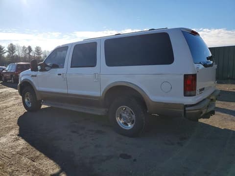 2005 Ford Excursion, VIN 1FMSU45PX5EB69541. Фото 2 из 6 с аукциона Copart. Каталог авто из США OpenDataCar.