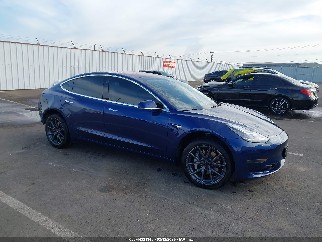 2018 Tesla Model 3, VIN 5YJ3E1EAXJF014576. Фото 1 з 6 з аукціону IAAI. Каталог авто зі США OpenDataCar.