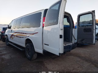2015 Chevrolet Express 2500, VIN 1GCWGGFGXF1236595. Фото 3 з 6 з аукціону IAAI. Каталог авто зі США OpenDataCar.