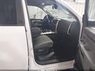 2018 Ram 1500, VIN 1C6RR7GG6JS228946. Фото 5 з 6 з аукціону IAAI. Каталог авто зі США OpenDataCar.