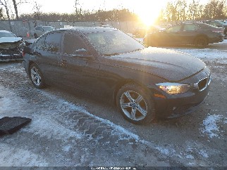 2013 Bmw 3 Series, VIN WBA3B5G5XDNS02873. Фото 1 з 6 з аукціону IAAI. Каталог авто зі США OpenDataCar.