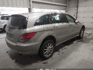 2007 Mercedes-benz R-Class, VIN 4JGCB65E27A045469. Фото 4 з 6 з аукціону IAAI. Каталог авто зі США OpenDataCar.