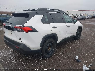2024 Toyota RAV4 Hybrid, VIN 2T3RWRFV1RW221841. Фото 4 з 6 з аукціону IAAI. Каталог авто зі США OpenDataCar.