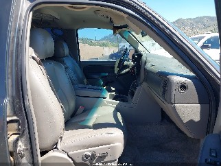 2003 Chevrolet Tahoe, VIN 1GNEK13Z13R176899. Фото 5 з 6 з аукціону IAAI. Каталог авто зі США OpenDataCar.