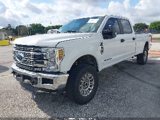 2017 Ford F-250, VIN 1FT7W2BT2HEE85689. Фото 2 з 6 з аукціону IAAI. Каталог авто зі США OpenDataCar.