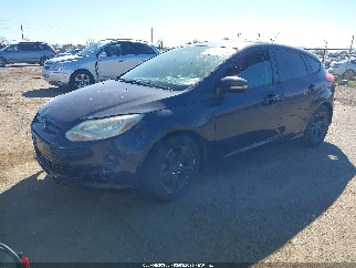 2012 Ford Focus, VIN 1FAHP3K29CL152771. Фото 2 з 6 з аукціону IAAI. Каталог авто зі США OpenDataCar.