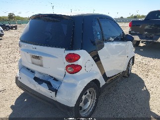 2015 Smart Fortwo, VIN WMEEJ3BA8FK820822. Фото 4 з 6 з аукціону IAAI. Каталог авто зі США OpenDataCar.
