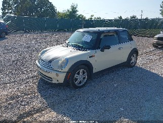 2006 Mini Cooper, VIN WMWRC33566TK70796. Фото 2 з 6 з аукціону IAAI. Каталог авто зі США OpenDataCar.